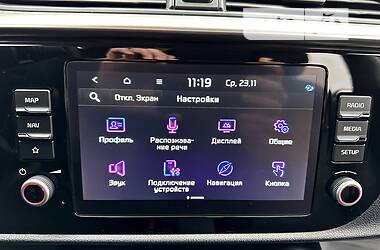 Позашляховик / Кросовер Kia Rio X-Line 2021 в 