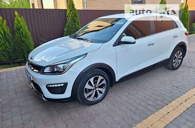 Позашляховик / Кросовер Kia Rio X-Line 2018 в Києві