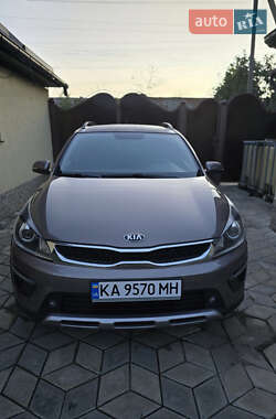 Внедорожник / Кроссовер Kia Rio X-Line 2018 в 