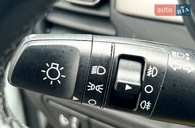 Внедорожник / Кроссовер Kia Rio X-Line 2018 в 