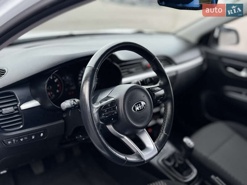 Внедорожник / Кроссовер Kia Rio X-Line 2019 в Полтаве