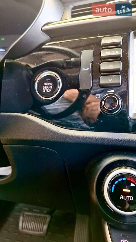 Внедорожник / Кроссовер Kia Rio X-Line 2019 в Кременчуге фото 8 Внедорожник / Кроссовер Kia Rio X-Line 2019 в Кременчуге