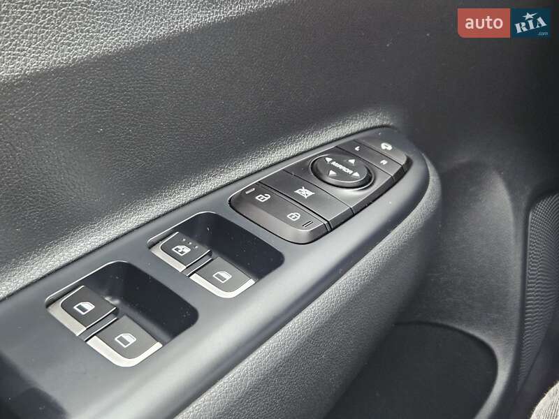 Внедорожник / Кроссовер Kia Rio X-Line 2021 в Киеве фото 31 Внедорожник / Кроссовер Kia Rio X-Line 2021 в Киеве