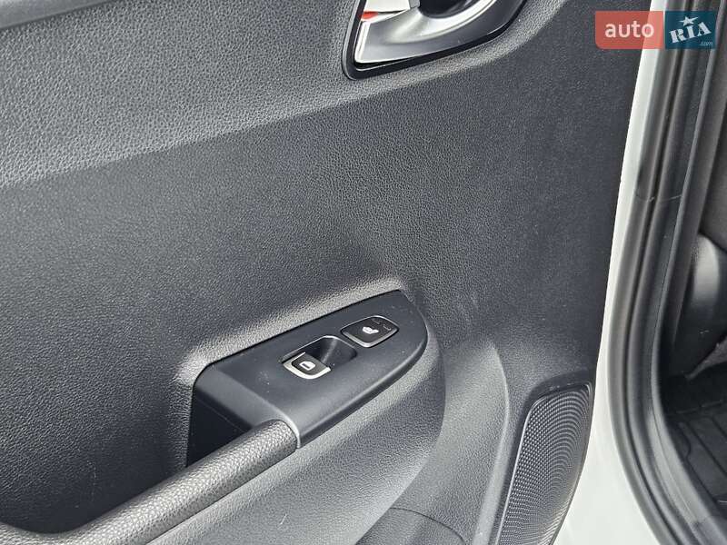 Внедорожник / Кроссовер Kia Rio X-Line 2021 в Киеве фото 40 Внедорожник / Кроссовер Kia Rio X-Line 2021 в Киеве
