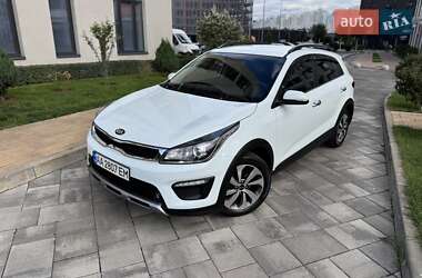 Позашляховик / Кросовер Kia Rio X-Line 2018 в Києві