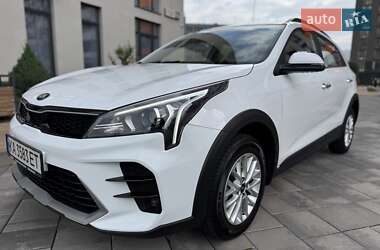 Внедорожник / Кроссовер Kia Rio X-Line 2021 в 