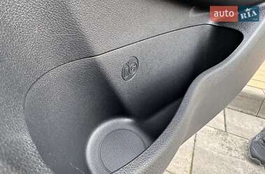 Внедорожник / Кроссовер Kia Rio X-Line 2021 в 