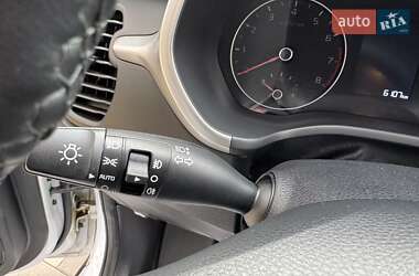 Внедорожник / Кроссовер Kia Rio X-Line 2021 в 