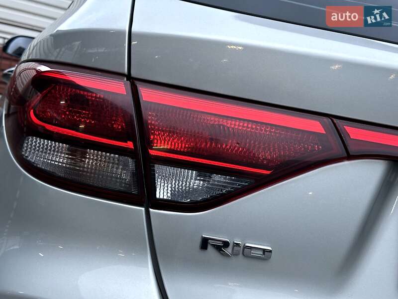 Внедорожник / Кроссовер Kia Rio X-Line 2018 в Одессе