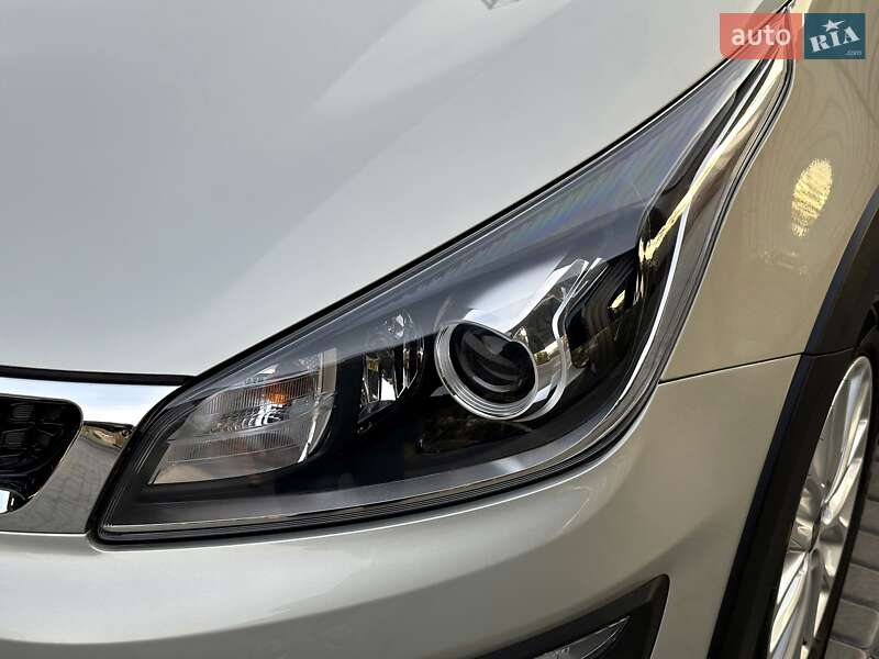 Внедорожник / Кроссовер Kia Rio X-Line 2018 в Одессе