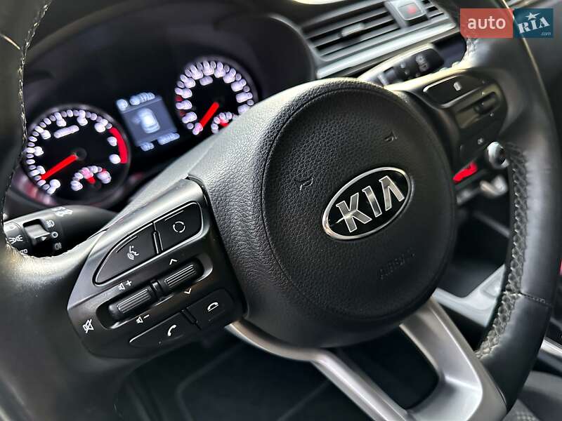 Внедорожник / Кроссовер Kia Rio X-Line 2018 в Одессе