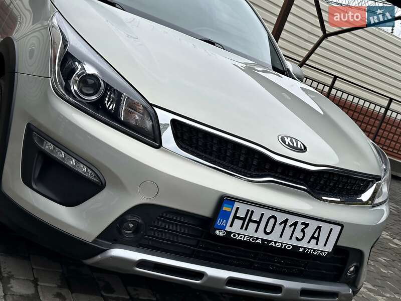 Внедорожник / Кроссовер Kia Rio X-Line 2018 в Одессе