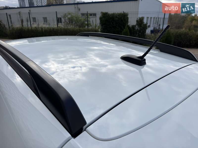 Позашляховик / Кросовер Kia Rio X-Line 2018 в Києві фото 14 Позашляховик / Кросовер Kia Rio X-Line 2018 в Києві