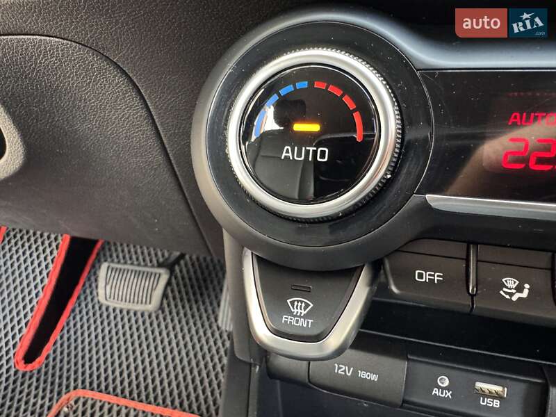 Позашляховик / Кросовер Kia Rio X-Line 2018 в Києві фото 48 Позашляховик / Кросовер Kia Rio X-Line 2018 в Києві