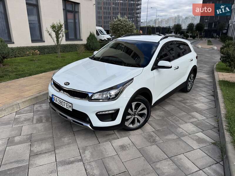Внедорожник / Кроссовер Kia Rio X-Line 2018 в Киеве