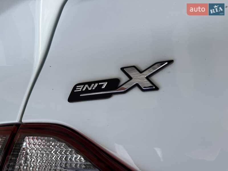 Внедорожник / Кроссовер Kia Rio X-Line 2018 в Киеве