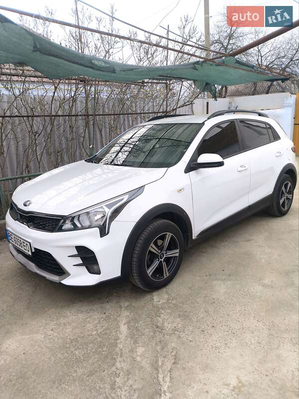 Kia Rio X-Line 2021
