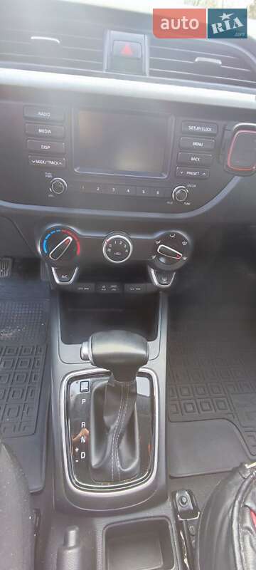 Позашляховик / Кросовер Kia Rio X-Line 2018 в Василькові