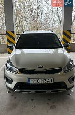 Внедорожник / Кроссовер Kia Rio X-Line 2018 в Одессе