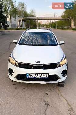 Внедорожник / Кроссовер Kia Rio X 2021 в 