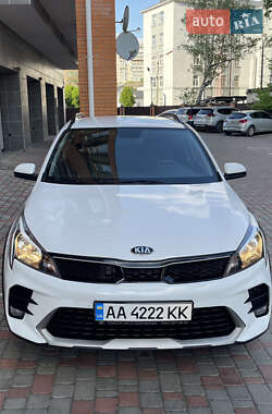 Позашляховик / Кросовер Kia Rio X 2021 в 