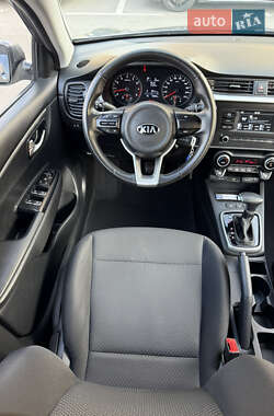 Внедорожник / Кроссовер Kia Rio X 2021 в 