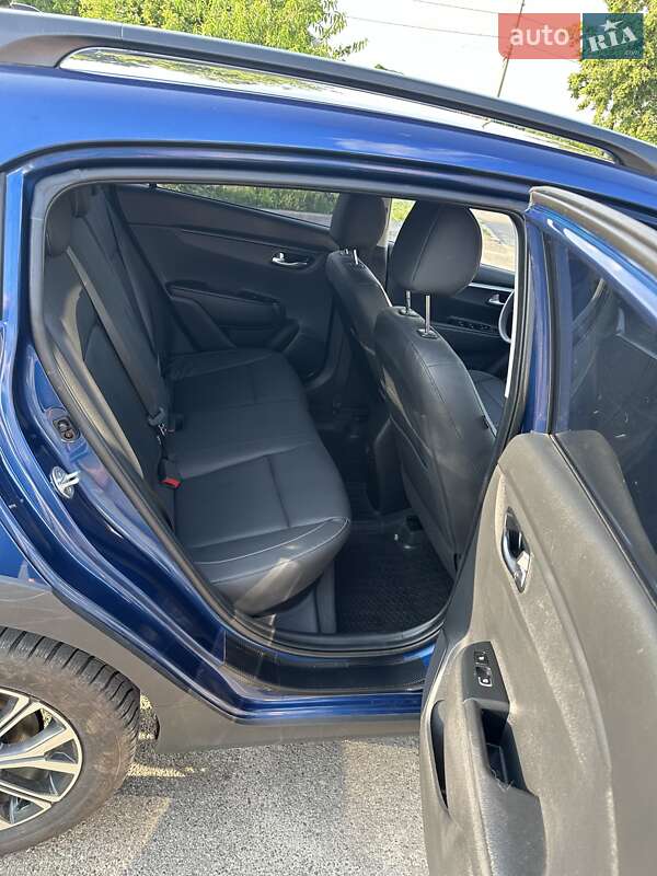 Позашляховик / Кросовер Kia Rio X 2022 в Борисполі