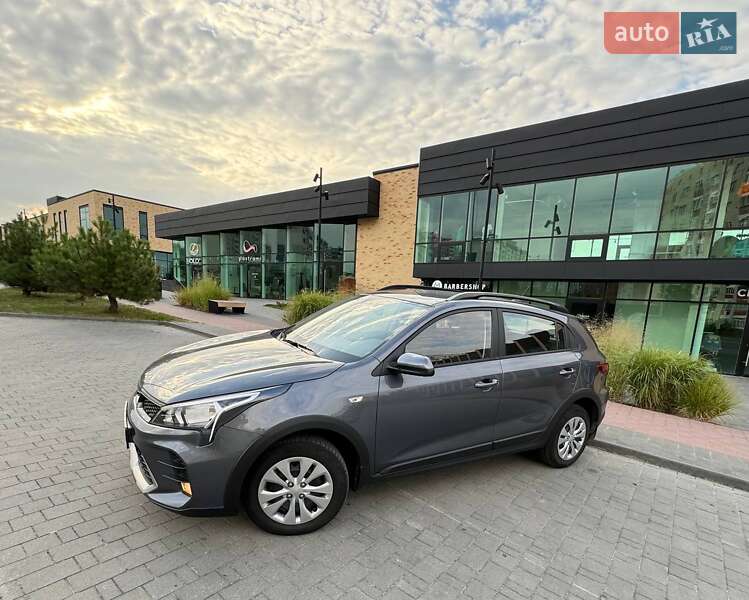 Внедорожник / Кроссовер Kia Rio X 2021 в Хмельницком