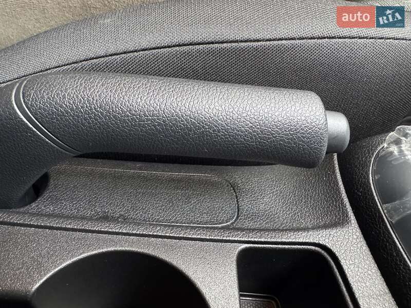 Внедорожник / Кроссовер Kia Rio X 2021 в Киеве