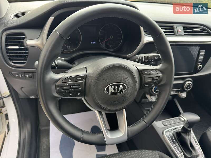 Внедорожник / Кроссовер Kia Rio X 2021 в Киеве