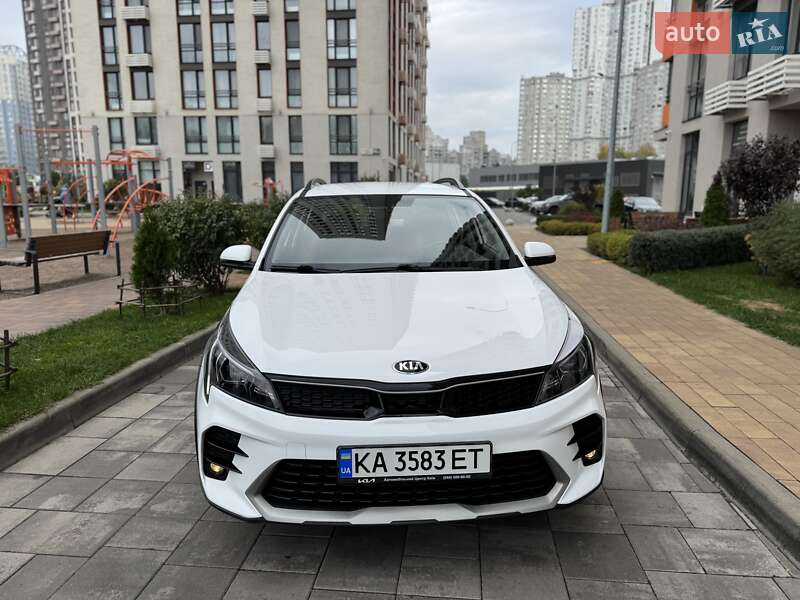 Внедорожник / Кроссовер Kia Rio X 2021 в Киеве