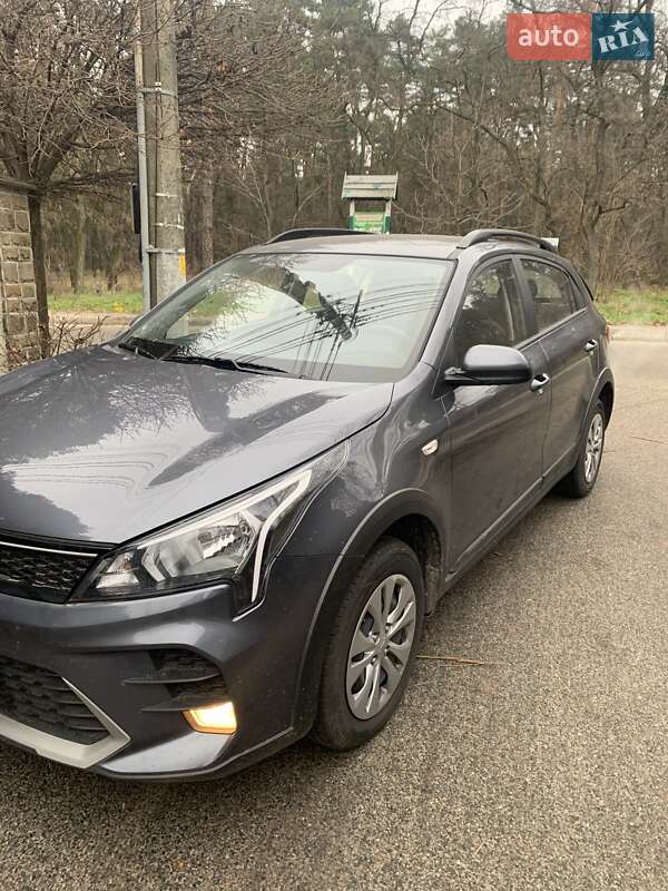 Позашляховик / Кросовер Kia Rio X 2021 в Києві