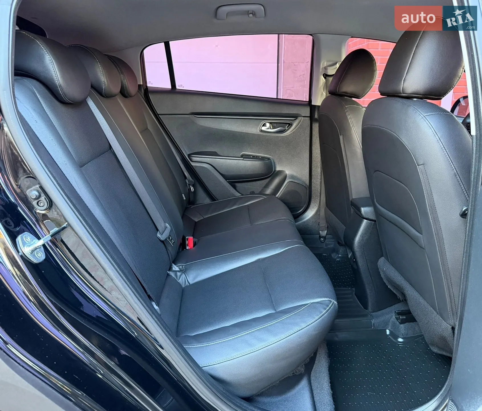 2021 Kia Rio - мініатюра 37