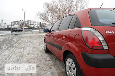 Хэтчбек Kia Rio 2008 в Харькове