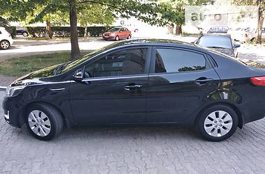 Седан Kia Rio 2013 в Запорожье