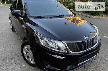 Седан Kia Rio 2014 в Одесі