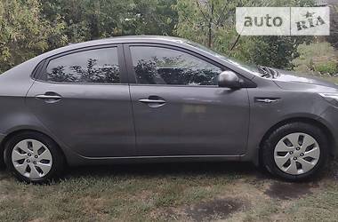 Седан Kia Rio 2011 в Днепре