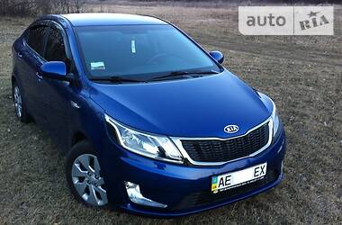 Седан Kia Rio 2012 в 