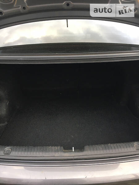 Седан Kia Rio 2012 в Черкасах
