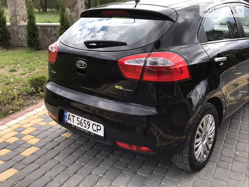 Хетчбек Kia Rio 2012 в Івано-Франківську