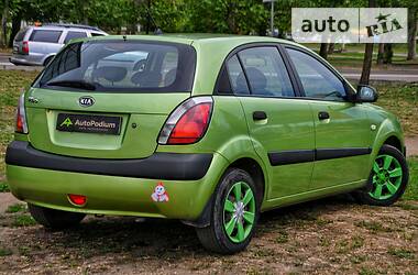 Хэтчбек Kia Rio 2007 в Николаеве