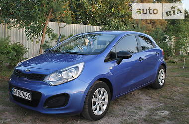 Хэтчбек Kia Rio 2011 в Киеве