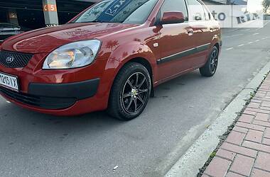 Седан Kia Rio 2009 в Киеве