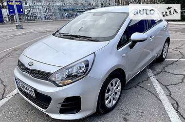 Хэтчбек Kia Rio 2016 в Днепре