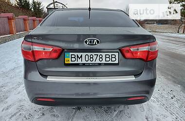 Седан Kia Rio 2013 в Ромнах