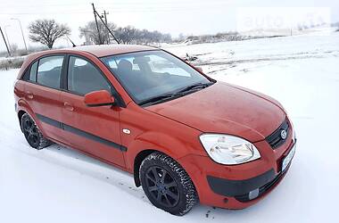 Хэтчбек Kia Rio 2006 в Днепре