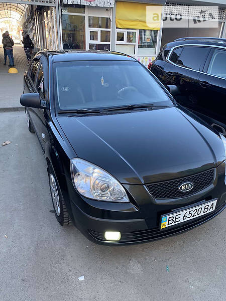 Седан Kia Rio 2008 в Киеве