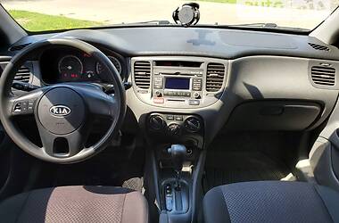 Седан Kia Rio 2010 в Львові