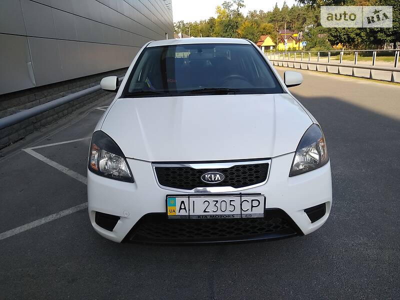 Седан Kia Rio 2011 в Броварах