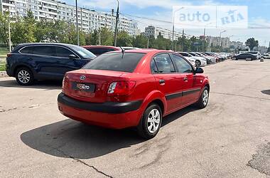 Седан Kia Rio 2008 в Запорожье